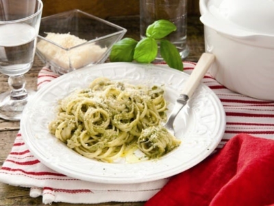 Pasta med vit sås och auberginer - Galbani