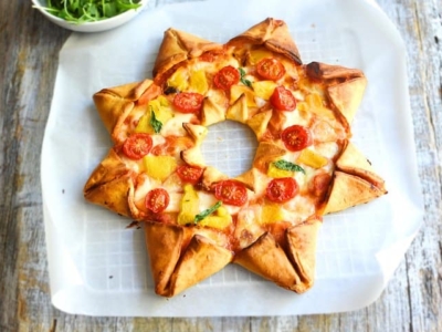 Stjärnpizza med tomat, mozzarella och paprika - Galbani