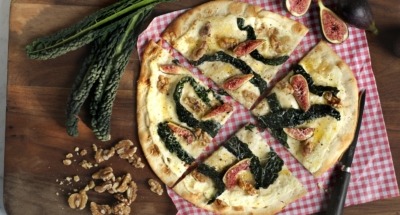 Pizza Bianca: Vinter – fikon, valnötter, honung, grönkål - Galbani