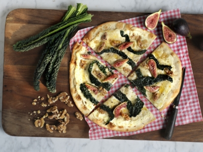 Pizza Bianca: Vinter – fikon, valnötter, honung, grönkål - Galbani